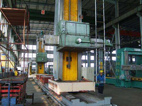 数控定梁龙门移动镗铣床出现故障怎样处理？